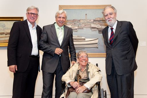 http://pressefotos.at/m.php?g=1&u=66&dir=200906&e=20090625_a&a=event
Große Feier für Leopold Hauer. Leopold Museum würdigt Maler und Künstlerhauskinogründer. Im Bild v.l.n.r.: Mag. Carl Aigner (Direktor Landesmuseum NÖ), Mag. Johannes Heuras (Landesrat NÖ), Christa Hauer-Fruhmann (Künstlerin), Prof. Rudolf Leopold (Direktor Leopold Museum, Kurator)