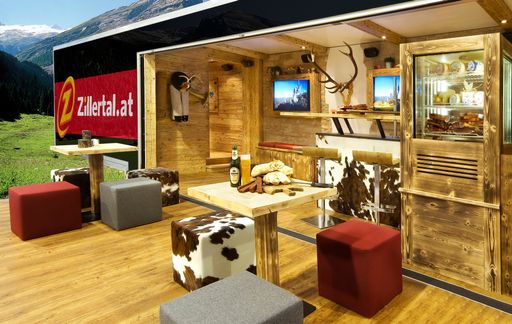 Der Zillertal Truck ist an jedem Tag der Zillertal Bike Challenge der Dreh- und Angelpunkt für tolle Feste und ein umfassenden Rahmenprogramm.