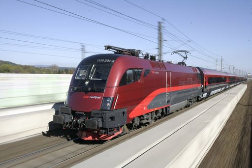 Spirit Design gewinnt red dot award:product design für ÖBB railjet