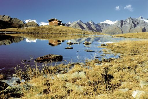  Der Nationalpark Hohe Tauern zählt mit einer Fläche von über 1.800 m2 zu den größten Nationalparks Europas. Das Zentrum des Areals bildet Österreichs größter Berg - der Großglockner.