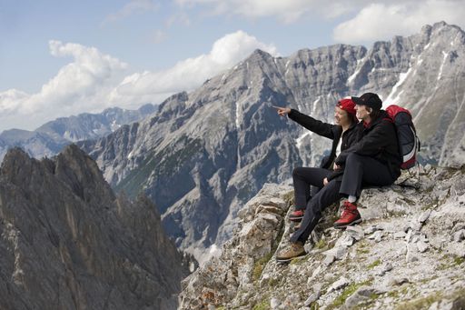  Outdoor Friedrichshafen: Am Donnerstag, 16. Juli 2006, lädt DACHSTEIN ab 17 Uhr zur "Gipfeljause" am Stand A6 - 505