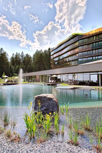 Freundschaft - Lebensfreude - Kommunikation, diese 3 Schlagworte stehen im Mittelpunkt, die das Hotel AVIVA**** make friends in der TraumArena in St. Stefan am Walde (OÖ, Mühlviertel) wohl am besten beschreiben.