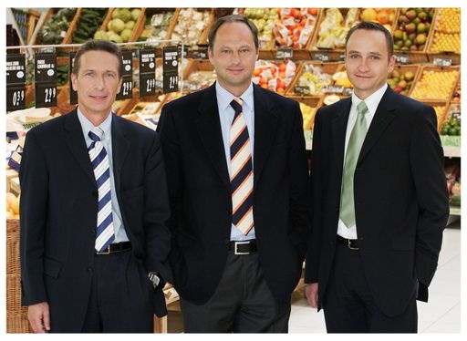 Vorschau Bild von Der MERKUR Vorstand: v.l.n.r.: Manfred Denner, Michael Franek und Klaus Pollhammer