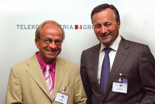  Prof. Dr. Karl Aiginger, Leiter des WIFO und Dr. Hannes Ametsreiter, Vorstandsvorsitzender der Telekom Austria Group. (v.l.n.r.)