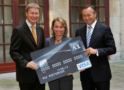 http://pressefotos.at/m.php?g=1&u=1&dir=200909&e=20090908_m&a=event
A1 bringt mit der eigenen A1 Bank in Kooperation mit Visa Europe eine Kreditkarte auf den österreichischen Markt - im Bild v.l.n.r.: Kurt Tojner (Country Manager für Österreich Visa Europe), Mag. Irina Hönel (Vorstandsvorsitzende A1 Bank), Dr. Hannes Ametsreiter (Vorstandsvorsitzender mobilkom austria & Telekom Austria)