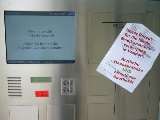 Nach 30 Minuten Fußmarsch vom Arzt zur Apotheke ist diese geschlossen