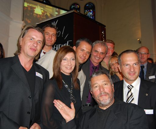 Vorschau Bild von Österreichische Miele Flagshipstores "MieleCENTER Händler" mit Designer Philippe Starck "STARCK BY WARENDORF"