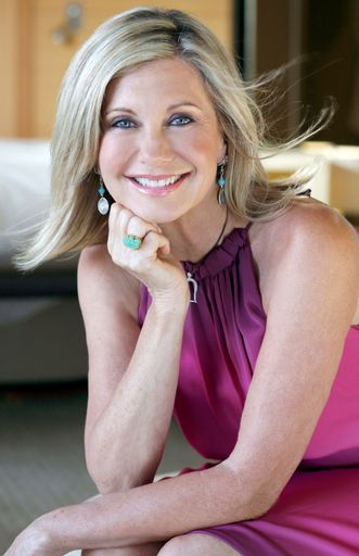  Olivia Newton John