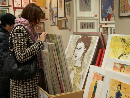 Vorschau Bild von Vorbereitungen zum Kunstsupermarkt: 70 Künstler stellen 4000 Werke in der Mariahilferstraße aus