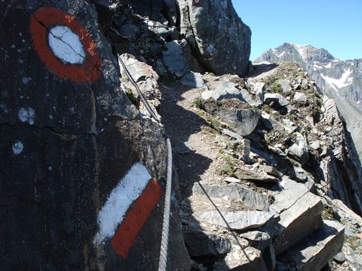 Gut Markierte und versicherte Wege sind keine Selbstverständlichkeit
(Venediger Höhenweg, Sektion Matrei i. O.)