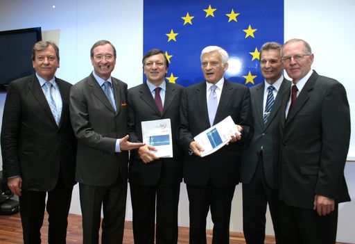Herbert Tumpel (BAK), Christoph Leitl (WKÖ), José Manuel Barroso (EU-Kommission), Jerzy Buzek (EU-Parlament), Erich Foglar (ÖGB), Gerhard Wlodkowski (LKÖ)