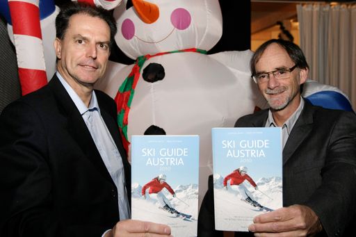  http://pressefotos.at/m.php?g=1&dir=200910&u=57&a=event&e=20091029_b
Präsentation des Ski Guide Austria 2010 in "Das Biatron" (Schneekugel) in Waidring (Pillerseetal) der beiden Autoren Dr. Günter Fritz und Fred Fettner;