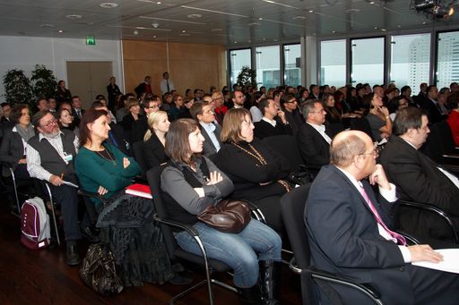 Vorschau Bild von Die APA-DeFacto präsentierte in der "Wolke 19" im Wiener Ares Tower Innovatives zum Thema Medienbeobachtung & Semantic Web.