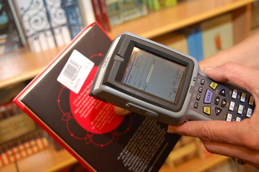 Vorschau Bild von Das BHT-400-Terminal mit "easyMITS"-Software von BARCOTEC bei Donauland.