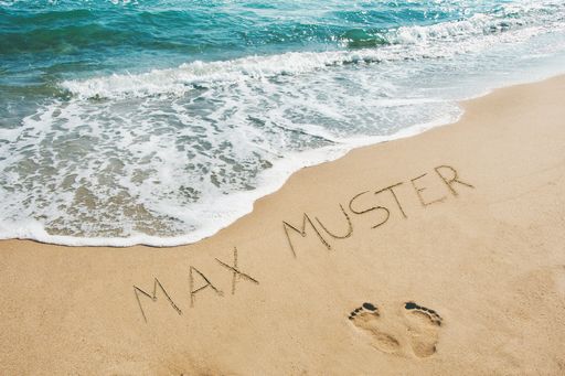 Bild- in Bild-Personalisierung - Ihr Name in Sand geschrieben