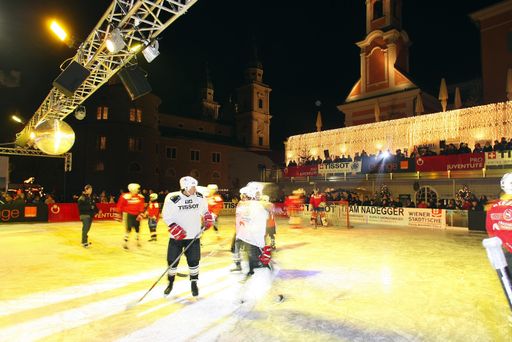 Am DO 26. November findet die legendäre Eishockey-Charity mit vielen Prominenten am Mozarteis in Salzburg statt.