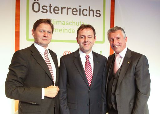 http://pressefotos.at/m.php?g=1&u=52&dir=200911&e=20091125_q&a=event
Strem, Virgen und Gleisdorf setzten sich beim Wettbewerb von Verbund, Lebensministerium und Gemeindebund durch