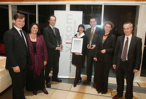 Die "Silberne Feder 2009" für die besten internen Medien Österreichs ging diesmal nach Tirol, an die Plansee-Gruppe, sowie an die in Oberösterreich beheimatete MCE AG.