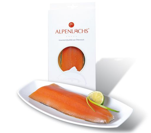 Er ist ein athletischer Unterwassersportler, bietet einen außergewöhnlichen Geschmacks-Genuss und trägt mit seinem hohen Anteil an Omega 3 Fettsäuren effektiv zur Herz-Gesundheit bei: Der See-Saibling der Marke "Alpenlachs" ist ab sofort und exklusiv in allen MERKUR Märkten erhältlich.