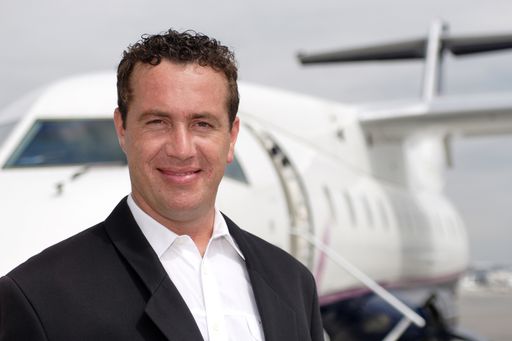  CEO Paul Wolfsgruber, MBA (Topfly Airlines) freut sich, seinen Kunden ein außergewöhnliches Skierlebnis anbieten zu können.