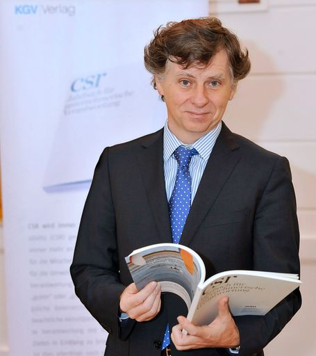 http://pressefotos.at/m.php?g=1&u=1&dir=200912&e=20091204_c&a=event