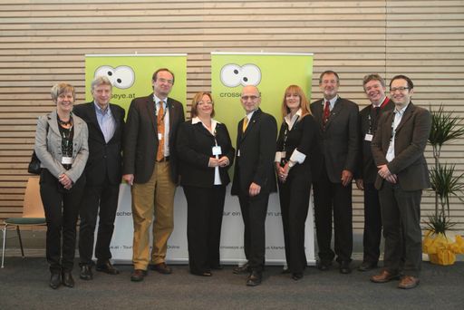 Vorschau Bild von v.l.n.r.: Edda Meraner, Geschäftsführung TVB Weiz - St.Ruprecht; Bürgermeister Helmut Kienreich - Weiz; Direktor Georg Bliem - Steirische Tourismus GmbH; Evelyn Zorn - Geschäftsführung crosseye Marketing; Harald Denifle - Vertriebsberatung Denifle; Manuela Wiesinger-Grabmer - Controlling Service GmbH (Unternehmen von Kohl & Partner); Dipl.Kfm. Ferdinad Posnik - Berater für Internationale Tourismusprojekte; Georg Kapus - Region Manager für Zentraleuropa, Österreich Werbung; Mag. Martin Staudinger - Geschäftsführung Medienwirtschaft Verlags GmbH.