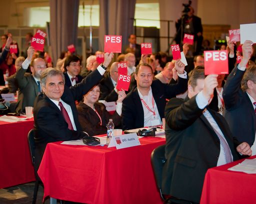Bundeskanzler Werner Faymann, Nationalratspräsidentin Barbara Prammer und Staatssekretär Andreas Schieder am SPE-Parteikongress.