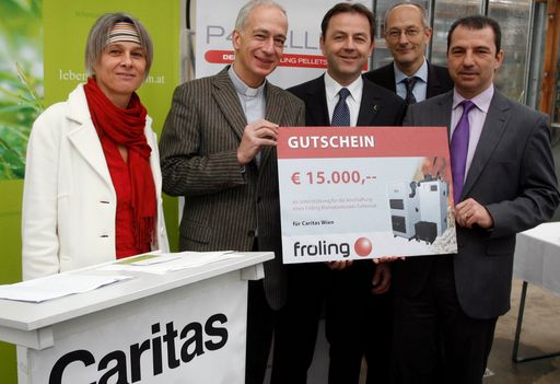 Holzheizungen sind nicht nur gut fürs Klima, sondern auch für den sozialen Zusammenhalt. Weitere Bilder abrufbar unter: 
http://pressefotos.at/m.php?g=1&u=52&dir=200912&e=20091209_a&a=event