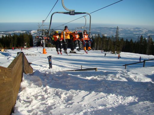  Am 19. Dezember 2009 eröffnet Sunny Schi St. Corona am Wechsel die Wintersaison 2009/10. Im beliebten niederösterreichischen Familienskigebiet können Gäste ihre Tickets ab 24. Dezember erstmals auch mittels Internet buchen.