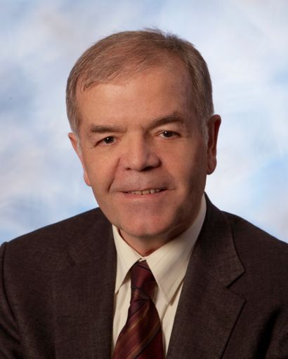 Herr Ing. Mag. Ferdinand Kernbauer, langjähriger Vorstand der Vorsorgekasse und seit 2002 Vorstandsvorsitzender der Pensionskasse, scheidet im Zuge seines Pensionsantritts mit Jahresende aus beiden Funktionen aus.