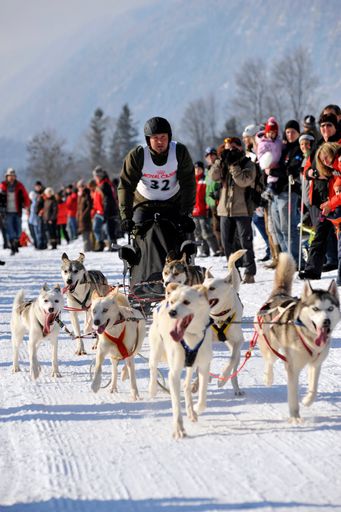 Am 06. und 07. Februar 2010 liegt Angerberg wieder im Mittelpunkt der Schlittenhundewelt Europas und wer das Kräftemessen der Musher (Hundeschlittenführer) und ihrer Huskys erleben möchte, findet an diesem Wochenende in Angerberg die beste Gelegenheit dazu.
