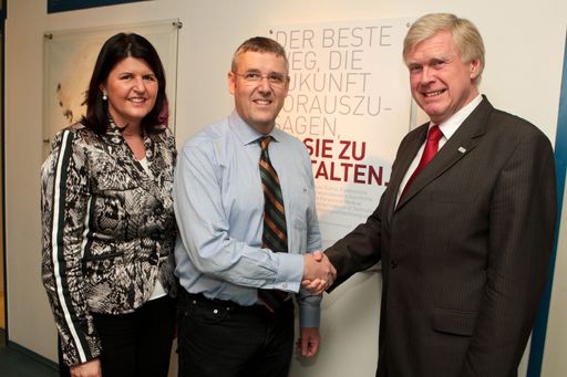  Pressekonferenz Kooperation AIT und Paracelsus Universität in Salzburg.