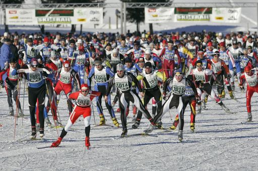  Fließend, kraftvoll und spielerisch sehen die Bewegungen der rund 1.400 Langläufer aus, wenn sie beim 14. SKI-TRAIL Tannheimer Tal - Bad Hindelang an den Start gehen.