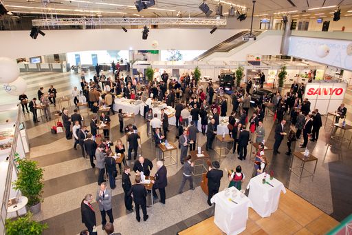 Das Austria Center Vienna punktet mit Firmenevents und Kongressen. Im Bild die envietech 2010, internationaler Kongress für Umwelttechnik, der am 4. und 5. Februar im ACV stattfand.