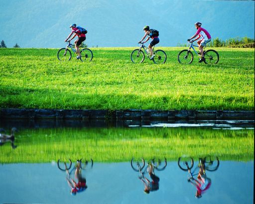  Ferienregion Attersee-Salzkammergut - Autofreier Tag am 2. Mai 2010