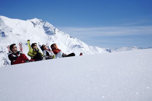 Sonnenskilauf am Arlberg
