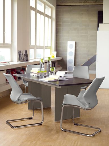 Vorschau Bild von Rolf Benz 610. Reines Formgefühl.