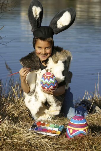  Der Osterhase am See