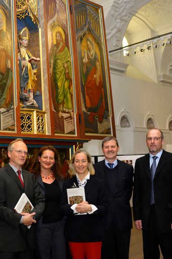  http://pressefotos.at/m.php?g=1&u=72&dir=201004&e=20100415_b&a=event