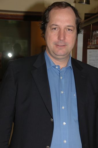 Vorschau Bild von Best Regional Chair für Schweiz-Österreich und Oscar's Chefredakteur Hannes Konzett.