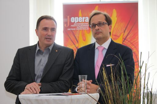 Vorschau Bild von LR Helmut Bieler / Intendant Dietmar Kerschbaum.