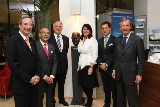 Wirtschaftsparlament der Wirtschaftskammer Salzburg mit Angelobung des neues Präsidiums.Foto: Franz Neumayr 4.5.2010.v.l. Christoph Leitl, Peter Genser, Julius Schmalz, Gabi Burgstaller, Peter Unterkofler und Wilfried Haslauer