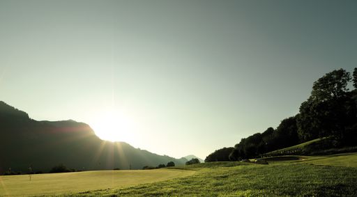 Vorschau Bild von Seit 10 Jahren können Golfspieler aus aller Welt die besondere Faszination des Golf Eichenheim, eingebettet in den Tiroler Alpen, genießen.
