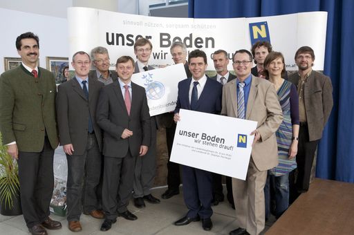 Das Europäische Bodenbündnis tagt in Tulln! Vorstandsmitglieder Referenten und Ehrengäste treffen sich zum Thema "Fruchtbare Böden, nützen und schützen" zu einer 2tägigen Veranstaltung im Minoritenkloster.