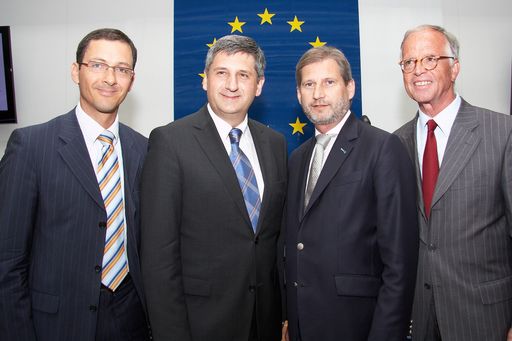  http://pressefotos.at/m.php?g=1&u=43&dir=201005&e=20100508_m&a=event