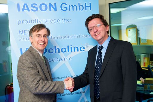  v.l.n.r.: Prof. Dr. Timothy DeGrado gemeinsam mit Mag. Christoph Artner
