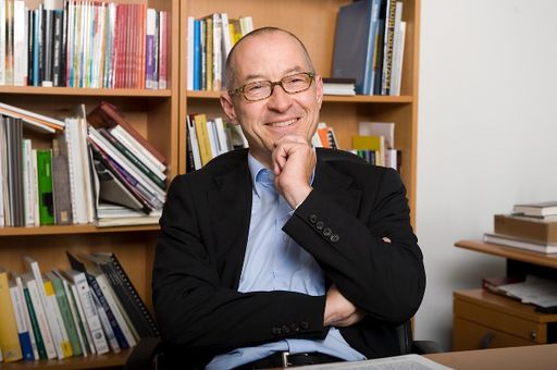  Dr. David Bosshart