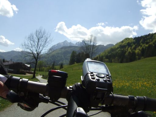  Unterwegs mit dem GPS-Gerät auf den neuen Strecken der Bike Tirol Challenge 2010 um virtuelle Rekorde zu brechen.