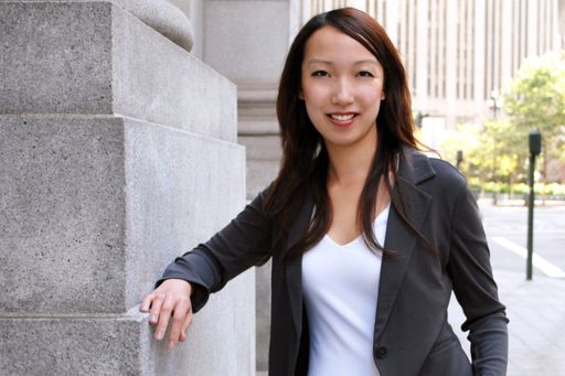  Die amerikanische Bestseller-Autorin Clara Shih, Gründerin und CEO der Social Media Consultancy Hearsay Labs, hält auf dem Werbeplanung.at Summit 10 am 15. Juli 2010 die Opening Keynote zum Thema "The Facebook Era".