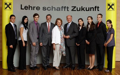 Vorschau Bild von Raiffeisen startet Lehrlingsoffensive
30 Lehrlinge in eigener Raiffeisen-Klasse